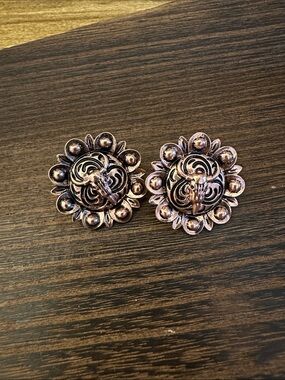 Antique-Style Copper Tone Western Studs